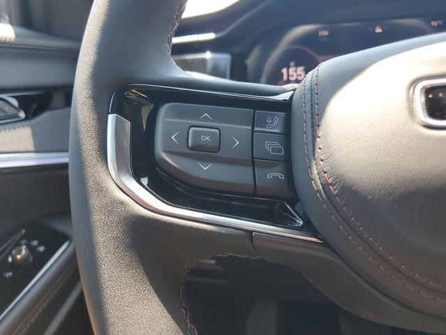 Photo of 2025 Bright White Clearcoat Jeep Wagoneer S