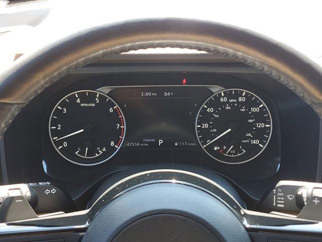 Photo of 2022 Champagne Silver Nissan Rogue