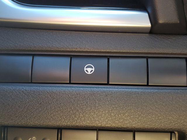 Photo of 2022 Champagne Silver Nissan Rogue