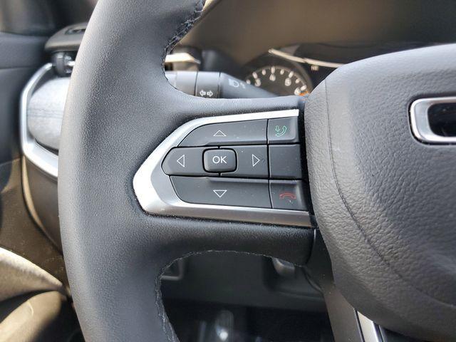 Photo of 2025 Diamond Black Jeep Compass
