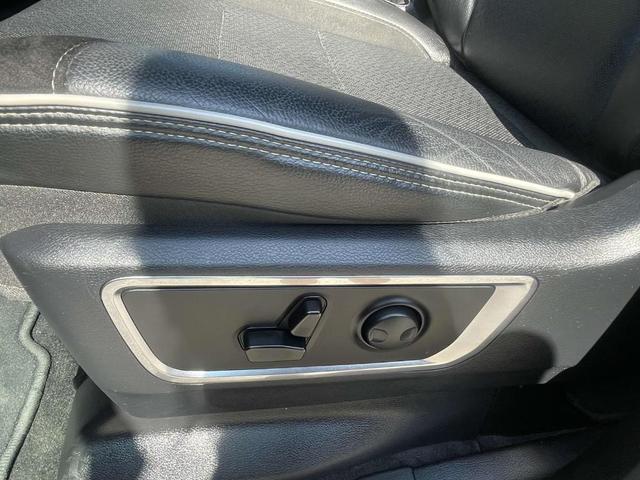 Photo of 2025 Diamond Black RAM 1500