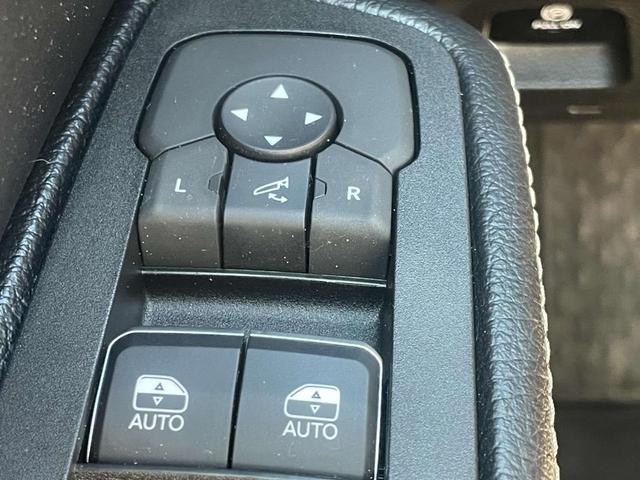 Photo of 2025 Diamond Black RAM 1500