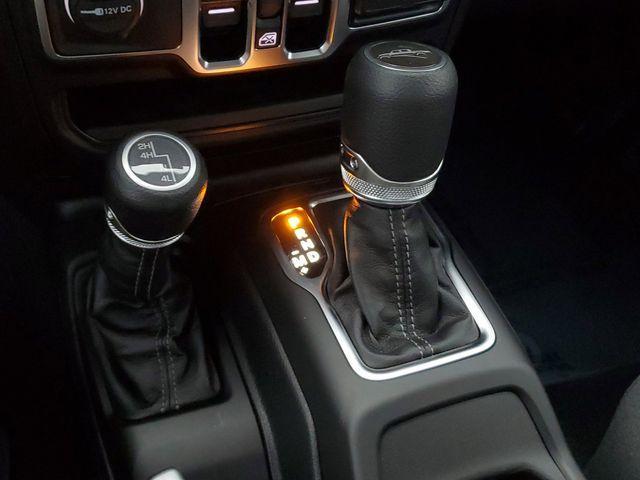 Photo of 2025 Black Clearcoat Jeep Gladiator