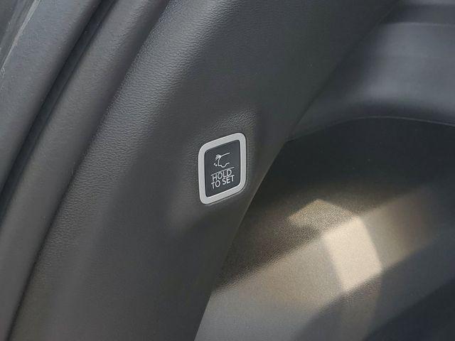 Photo of 2025 Diamond Black Jeep Wagoneer S