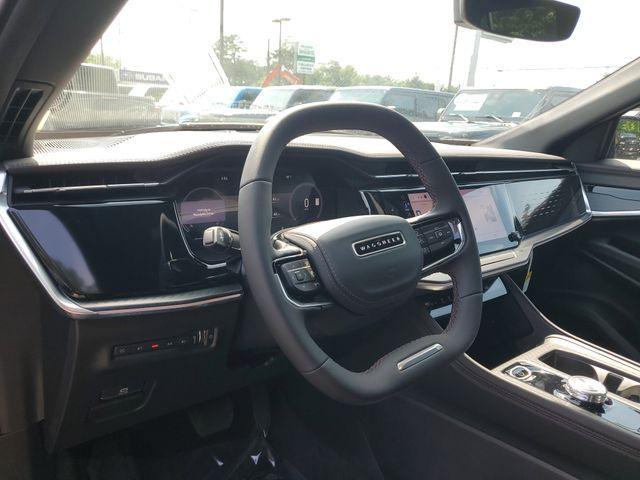 Photo of 2025 Diamond Black Jeep Wagoneer S