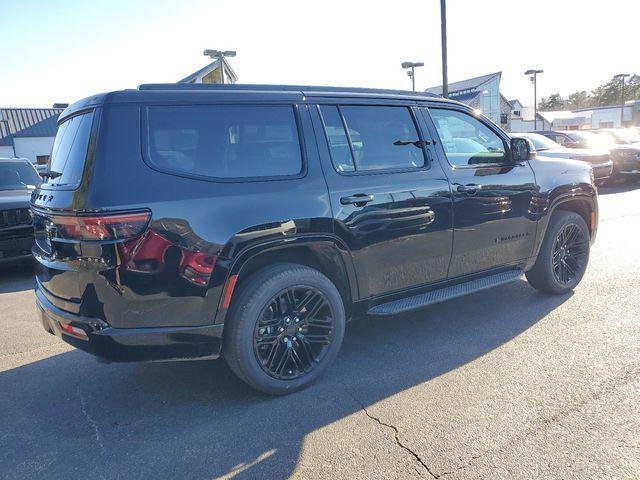 Photo of 2025 Diamond Black Jeep Wagoneer