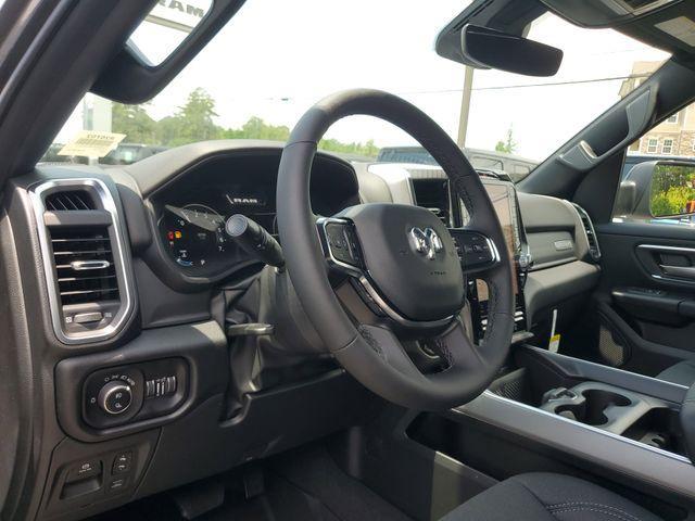 Photo of 2025 Granite Crystal Clearcoat Metallic RAM 1500