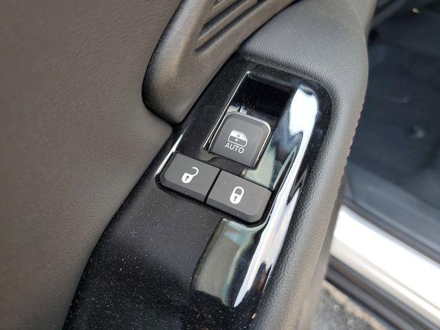 Photo of 2025 Silver Zynith Clearcoat Jeep Wagoneer S
