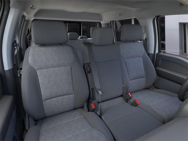 Photo of 2025 Oxford White Ford F-250