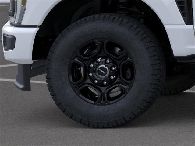 Photo of 2025 Oxford White Ford F-250