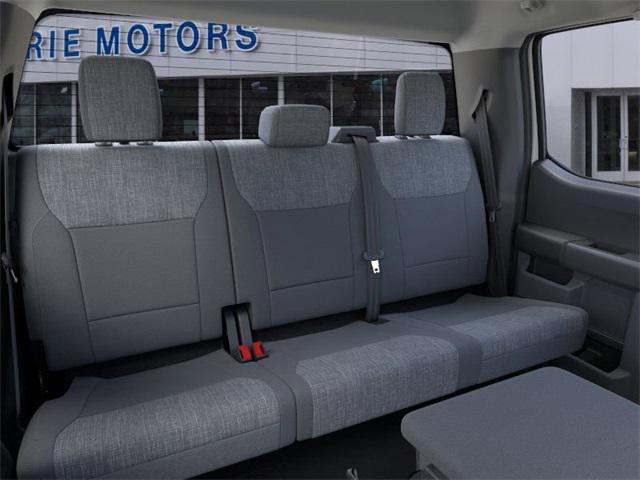 Photo of 2025 Oxford White Ford F-250