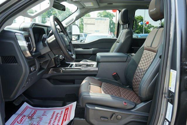 Photo of 2025 Gray Metallic Ford F-250