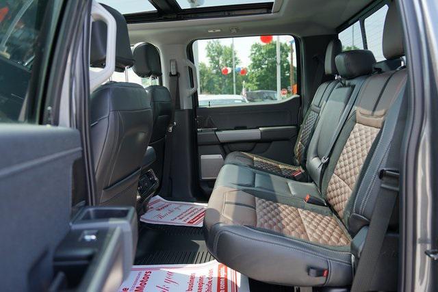 Photo of 2025 Gray Metallic Ford F-250