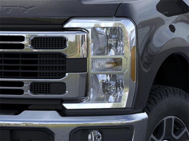 Photo of 2025 Agate Black Metallic Ford F-250