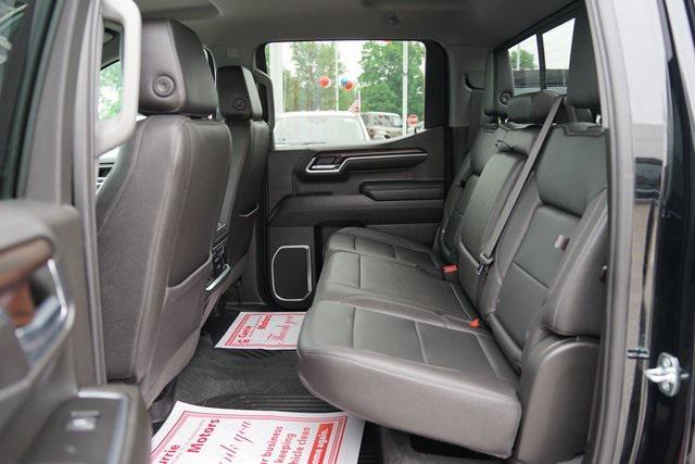 Photo of 2023 Onyx Black GMC Sierra 1500