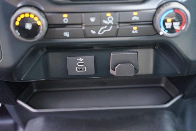 Photo of 2025 Black Metallic Ford F-150