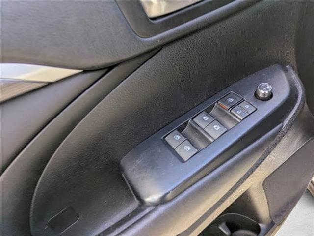 Photo of 2018 Blizzard Pearl Toyota Highlander