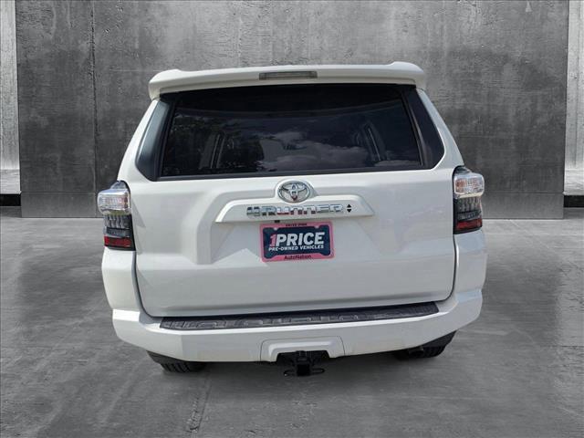 Photo of 2020 Super White Toyota 4Runner