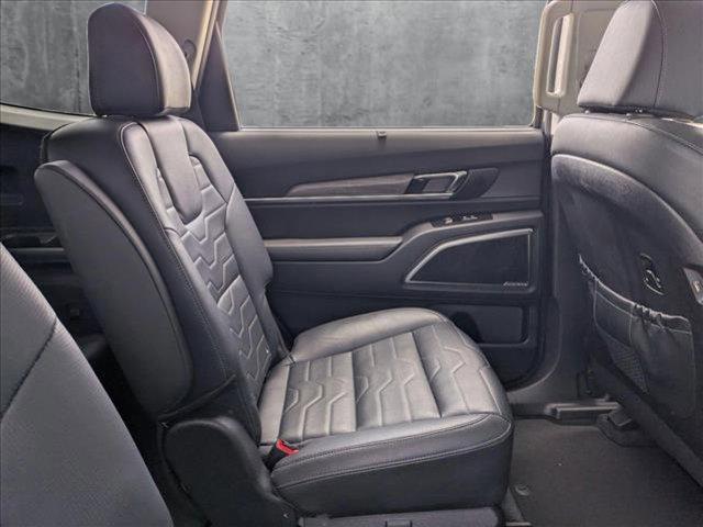 Photo of 2022 Gravity Grey Kia Telluride