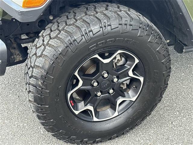 Photo of 2020 Sarge Green Clearcoat Jeep Wrangler Unlimited