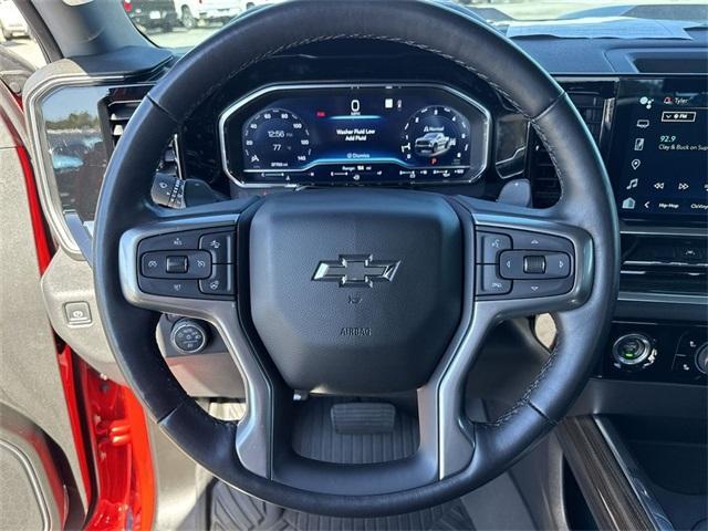 Photo of 2022 Red Chevrolet Silverado 1500