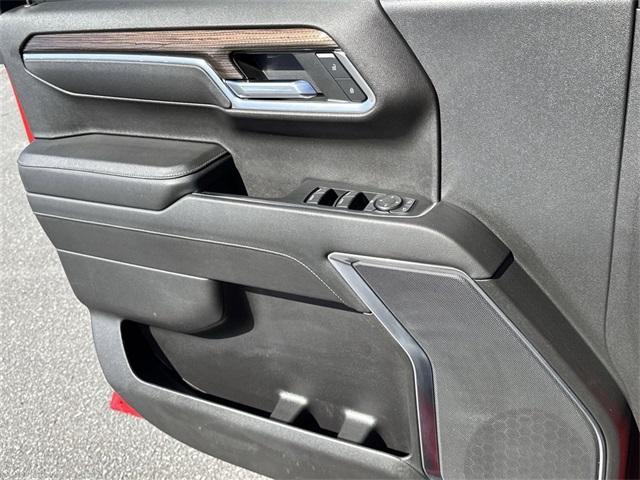 Photo of 2022 Red Chevrolet Silverado 1500