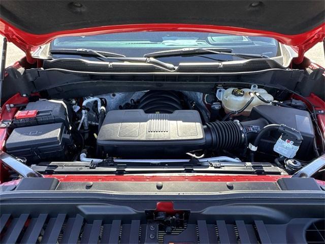 Photo of 2022 Red Chevrolet Silverado 1500