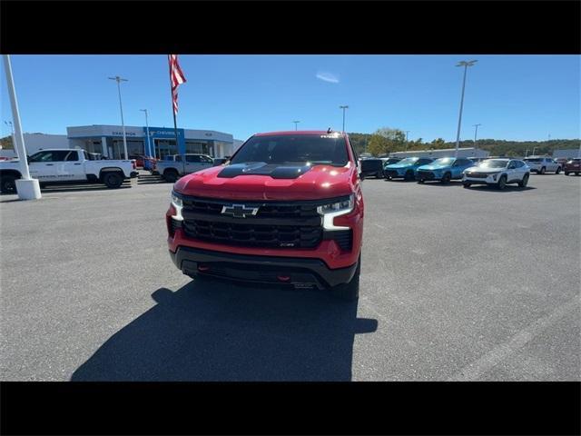 Photo of 2022 Red Chevrolet Silverado 1500