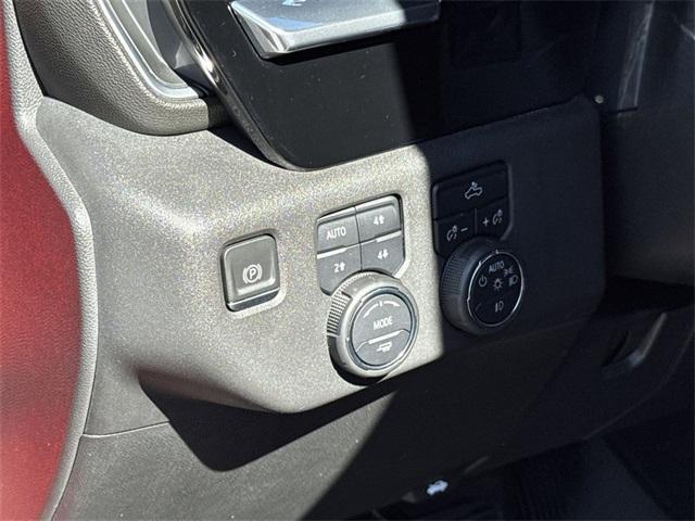 Photo of 2022 Red Chevrolet Silverado 1500
