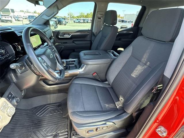 Photo of 2022 Red Chevrolet Silverado 1500