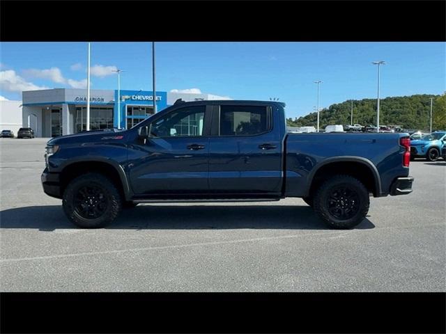 Photo of 2022 Northsky Blue Metallic Chevrolet Silverado 1500