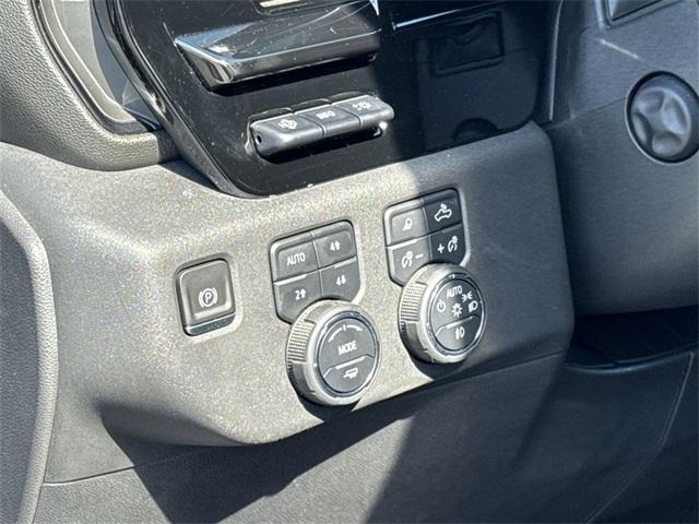 Photo of 2022 Northsky Blue Metallic Chevrolet Silverado 1500