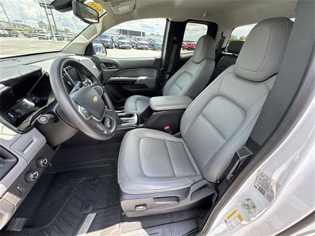 Photo of 2022 Summit White Chevrolet Colorado