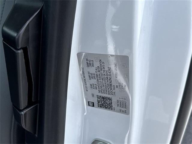 Photo of 2022 Summit White Chevrolet Colorado
