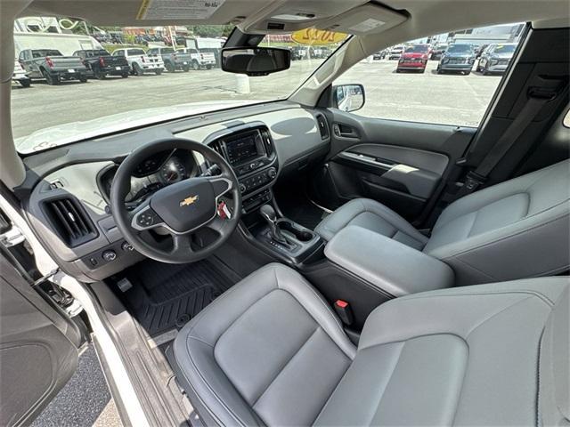 Photo of 2022 Summit White Chevrolet Colorado