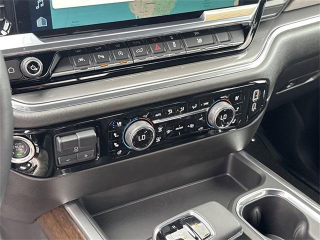 Photo of 2024 Black Chevrolet Silverado 1500