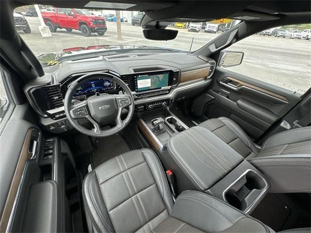 Photo of 2024 Black Chevrolet Silverado 1500