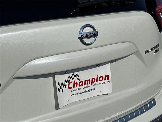 Photo of 2017 White Nissan Murano