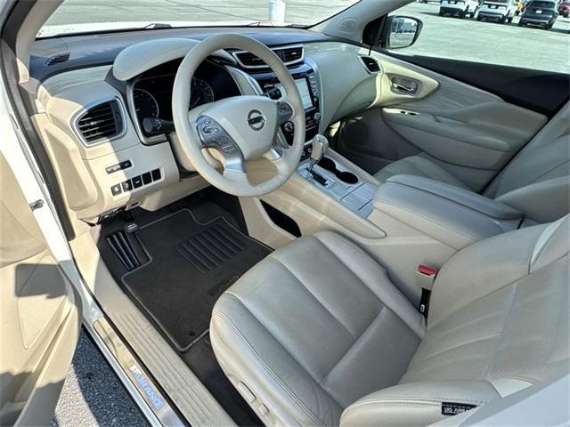 Photo of 2017 White Nissan Murano