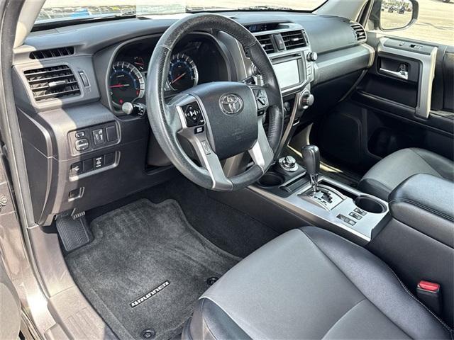 Photo of 2015 Magnetic Gray Toyota 4Runner