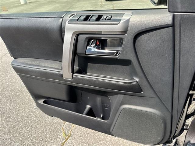 Photo of 2015 Magnetic Gray Toyota 4Runner