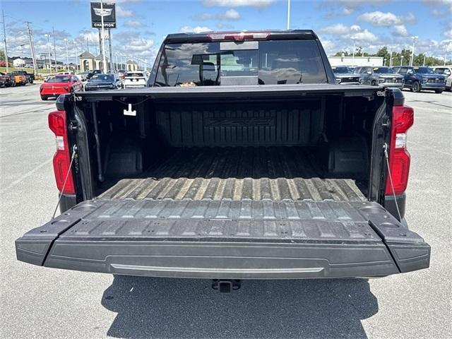 Photo of 2024 Black Chevrolet Silverado 1500