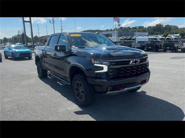 Photo of 2024 Black Chevrolet Silverado 1500