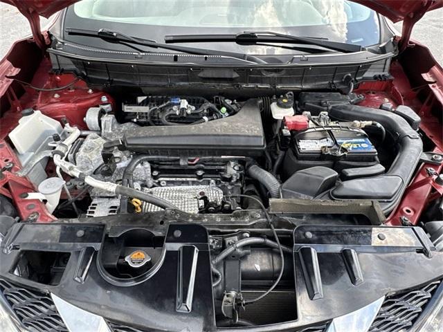 Photo of 2015 Cayenne Red Nissan Rogue