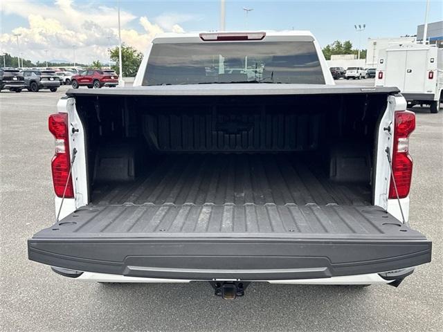 Photo of 2022 Summit White Chevrolet Silverado 1500