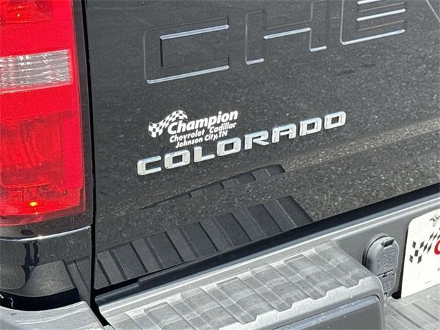 Photo of 2021 Black Chevrolet Colorado