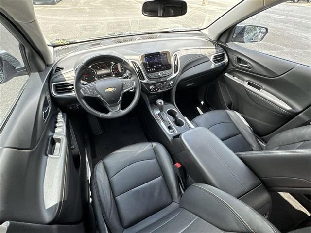 Photo of 2020 Nightfall Gray Metallic Chevrolet Equinox