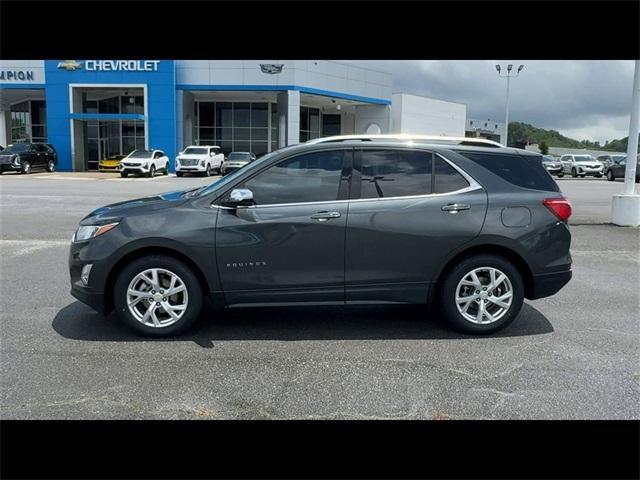 Photo of 2020 Nightfall Gray Metallic Chevrolet Equinox
