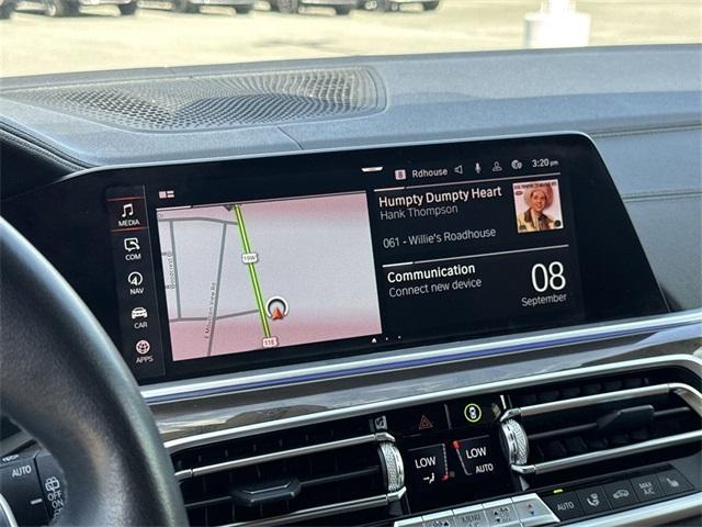 Photo of 2022 White Metallic BMW X5