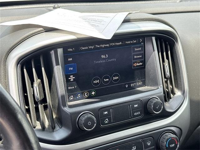 Photo of 2019 Silver Ice Metallic Chevrolet Colorado